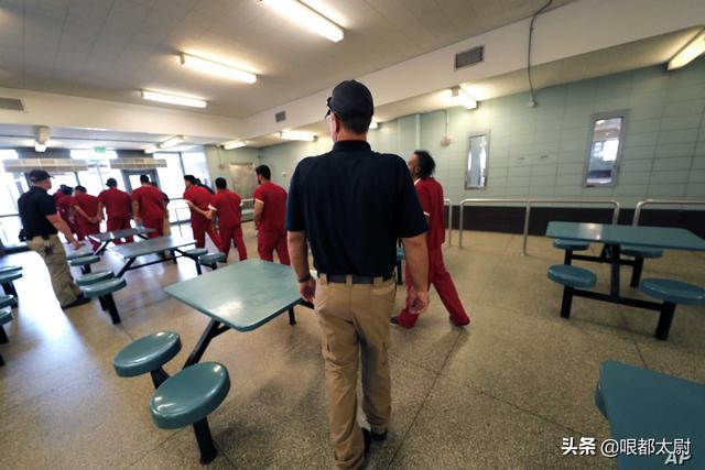 这就是叛变者下场!42岁少校叛国,来美国却被关押8个月没人管