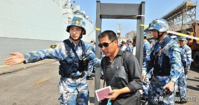 中国撤侨时,如何区分假扮的日本和韩国人的?这招还真“狠”