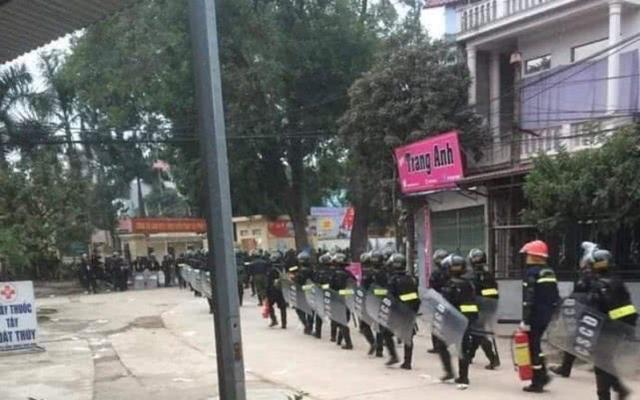 越军征地爆冲突,民众用手榴弹炸死3警察,曾扣38名官员做人质