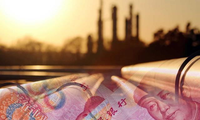 伊朗将2000万桶原油存中国,用人民币替代美元后,事情又有新进展