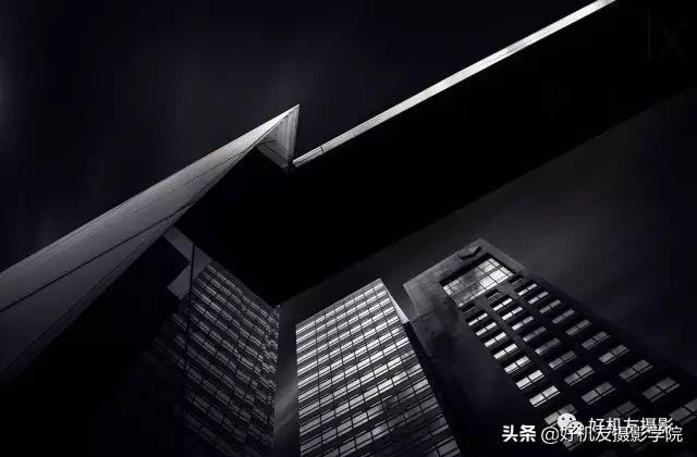 学完这20个摄影构图技巧,作品又提升一个层次了