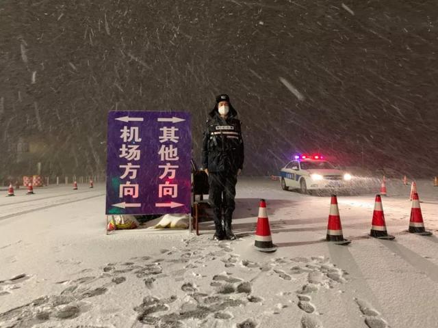 烟台开发区:抗击疫情,他们浴“雪”奋战