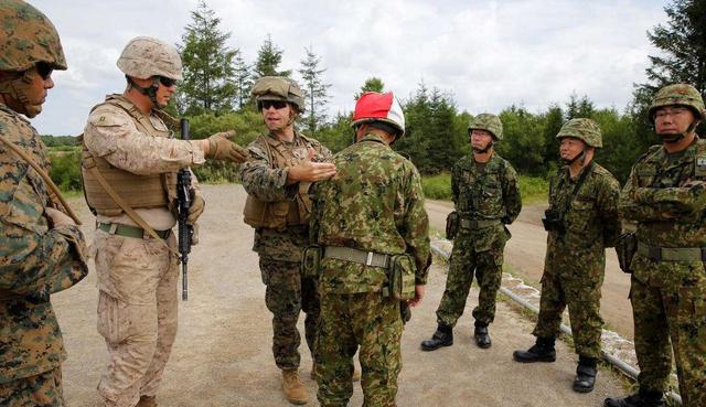 美国警告遭无视,隐身战机群部署第一岛链,安倍被迫向邻国求援