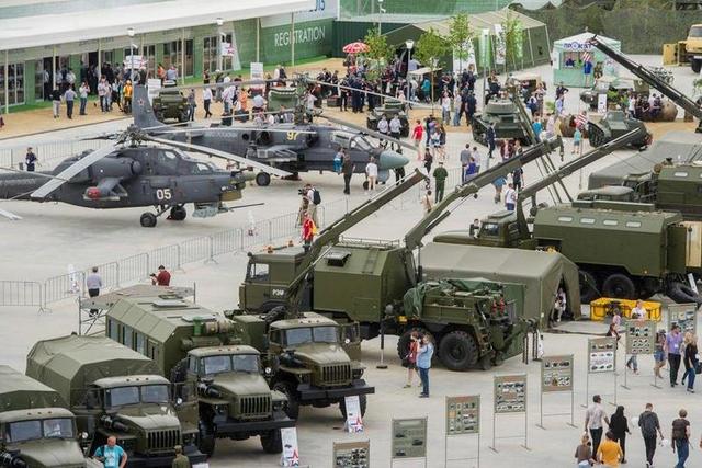 美国出口无数先进武器,为何不怕他国仿制?专家:你拆了试试