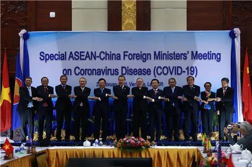 ▲2月20日,中国-东盟关于新冠肺炎问题特别外长会在老挝万象举行。(外交部网站)