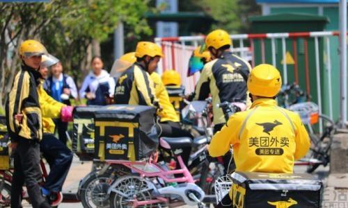 互联网的20余年,从“艰难求生”到“无聊经济”