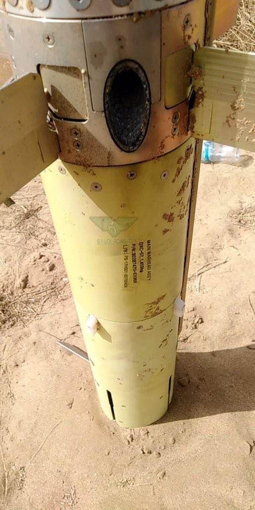 韩国造导弹战场哑火,上千雇佣兵崩溃逃跑:丢下堆积如山武器