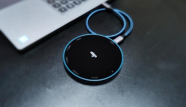 小米、Redmi轻薄本必备配件,爱国者扩展坞体验,10W无线充电附体