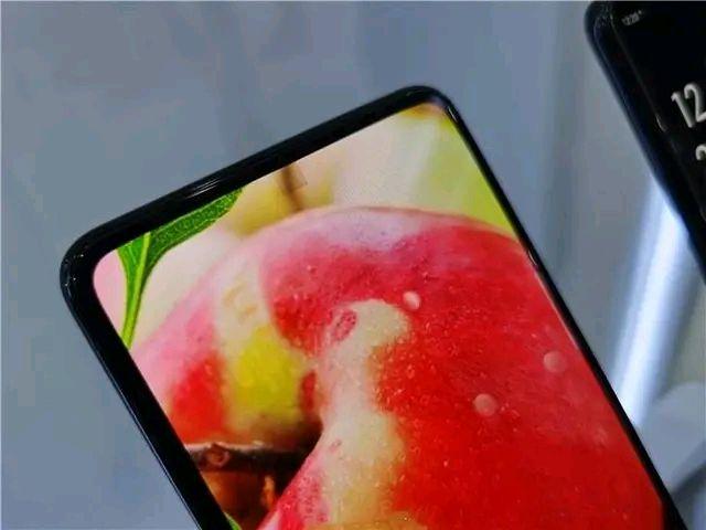 小米高层透露实情,真全面屏很难做到,网友开始期待iPhone 12