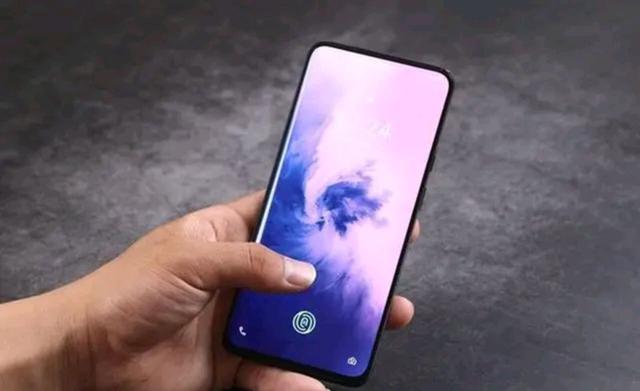 小米高层透露实情,真全面屏很难做到,网友开始期待iPhone 12