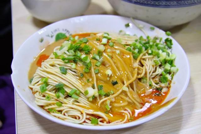 淮海中路“老字号美食”一路吃到底,告诉你正宗的上海味道!