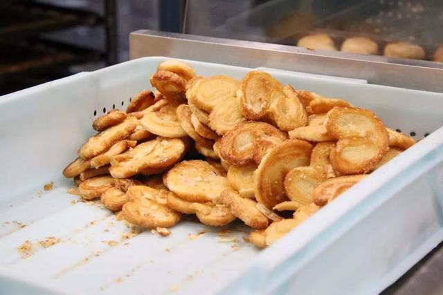 淮海中路“老字号美食”一路吃到底,告诉你正宗的上海味道!
