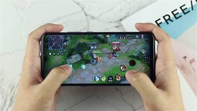 华为清仓旗舰,降至1599+5000mAh+麒麟970+128G+铜管,对标vivo