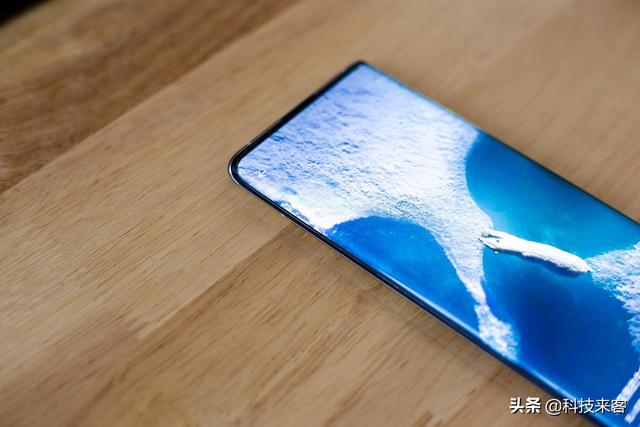 vivo NEX 3再体验:2020年回头再看,相比挖孔屏依然年度最强旗舰