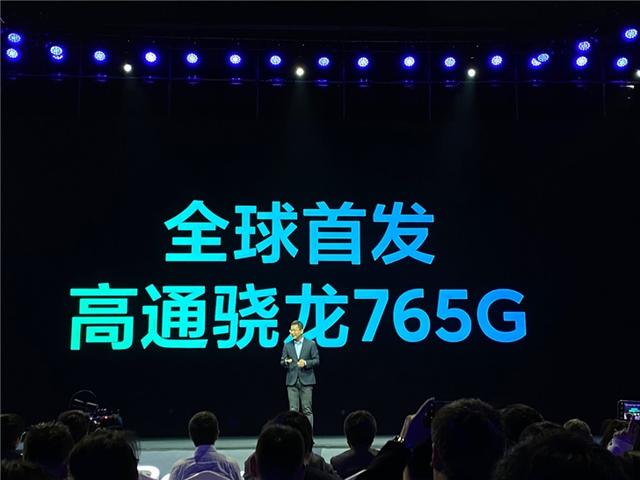 售价不足2000元的5G手机,沉寂了一年的小米,再次扮演了价格屠夫