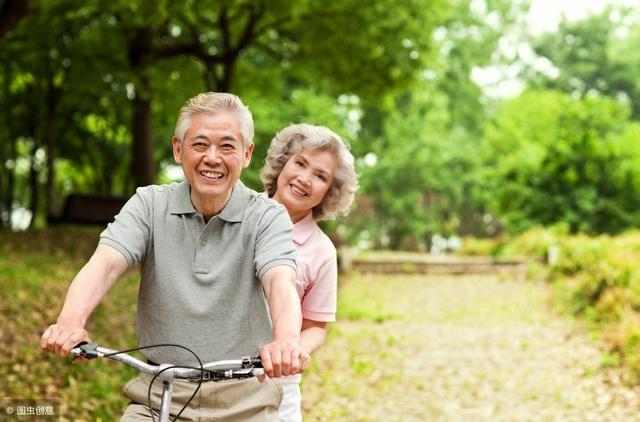 中老年人如何预防发胖?做好这3件小事,身体更健康