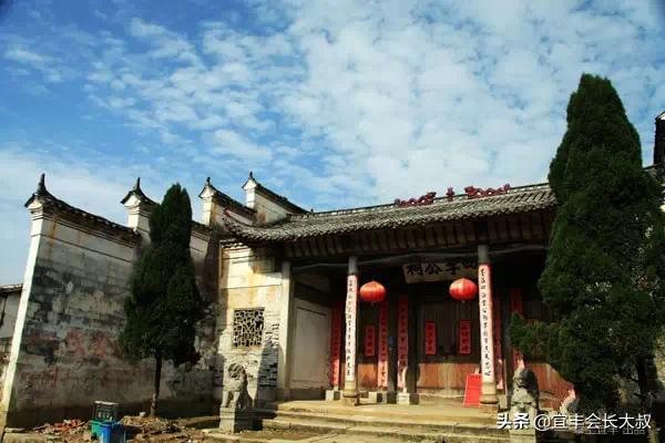 江西有一个正在消失的千年古村落,美得惊心动魄