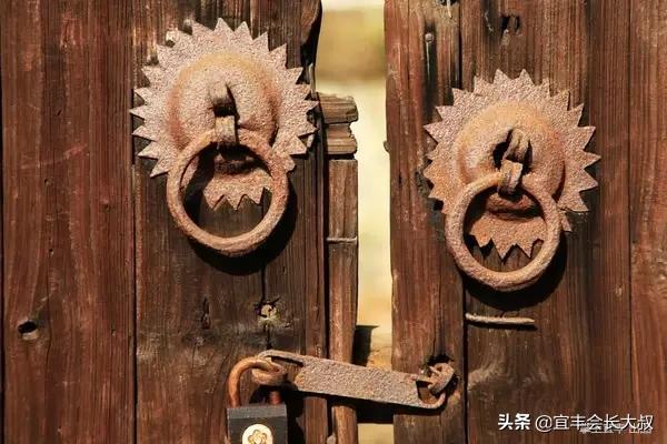 江西有一个正在消失的千年古村落,美得惊心动魄
