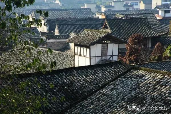江西有一个正在消失的千年古村落,美得惊心动魄