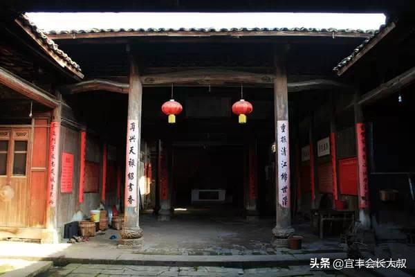 江西有一个正在消失的千年古村落,美得惊心动魄