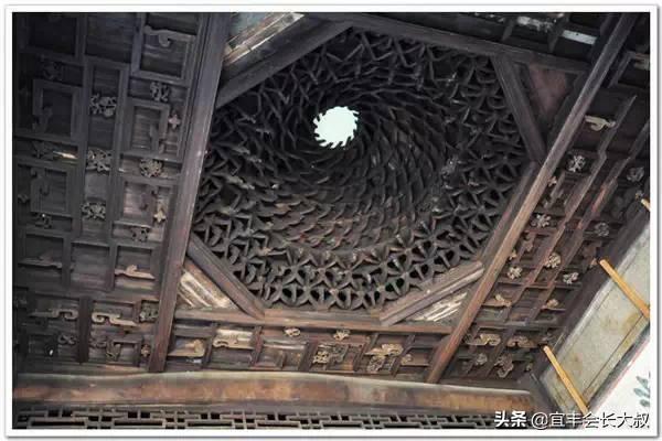 江西有一个正在消失的千年古村落,美得惊心动魄
