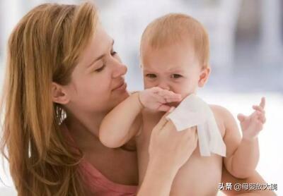 新生宝宝常见问题和疾病的预防及护理!妈妈这样做,宝宝少生病
