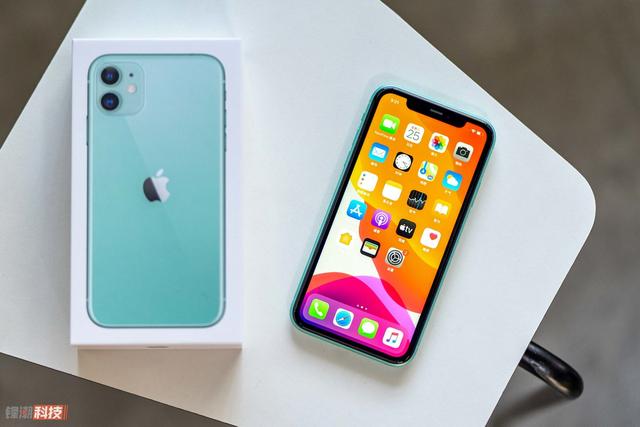 iPhone X有救!iFixit推出换屏服务:可更换LCD屏幕