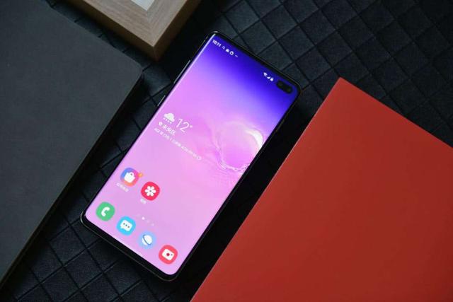 华为手机的海外缩影:埃及市场下滑6.6%,OPPO、小米加速市场瓜分