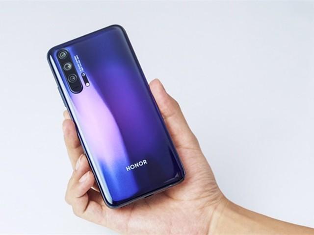 这三款旧旗舰“大跳水”,综合表现依旧不落后,最高跳水1700元