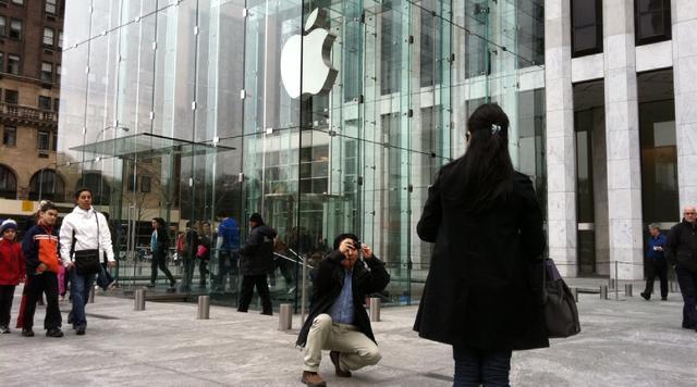 为什么iPhone宁愿用刘海屏,也不放弃Face ID,背后原因是什么