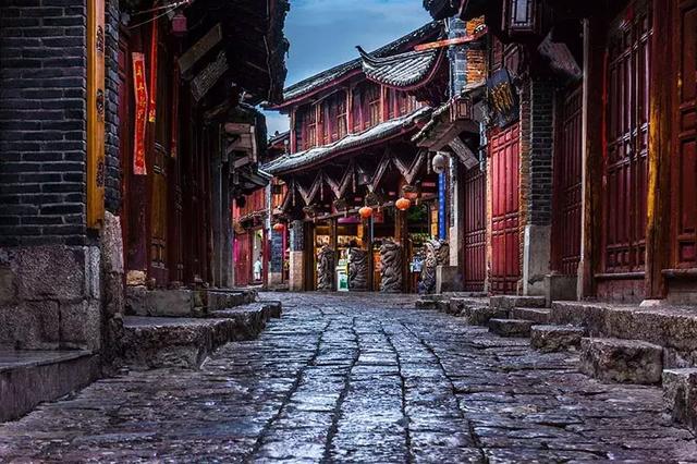 最适合初夏旅游的九个地方,遇见最“玩美”的风景