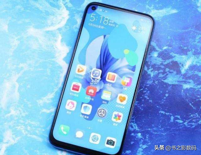 从2499降至1639,华为8+128GB浴霸四摄中端机,也沦为千元机