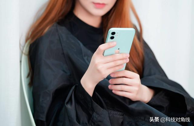 苹果、华为手机销量大幅缩水!预示今年注定颓势?我看未必