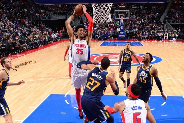 NBA出现第三例确诊,球员为工作人员纷纷解囊