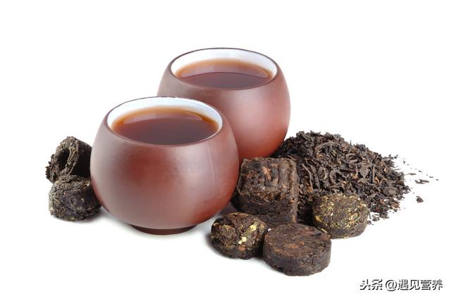 每天一杯茶,对血管有好处。一天中3个时段喝茶,健康养生