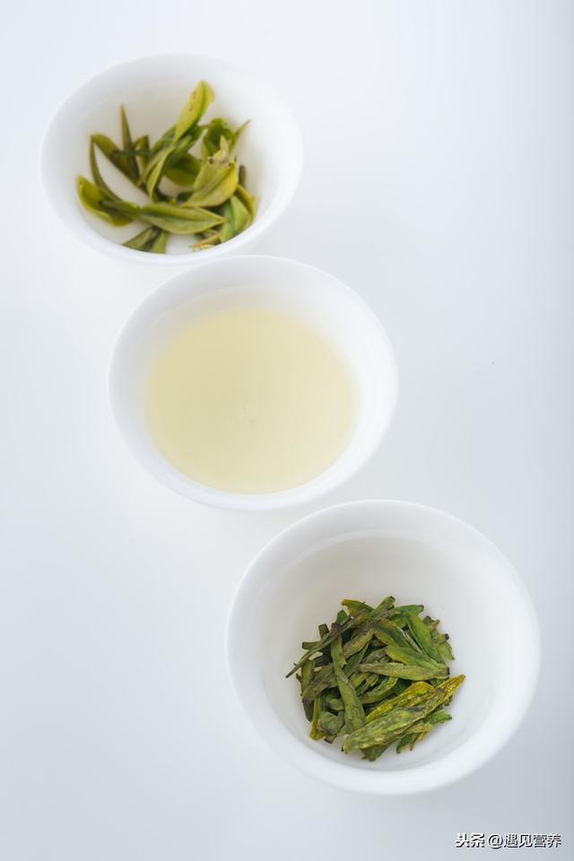 每天一杯茶,对血管有好处。一天中3个时段喝茶,健康养生