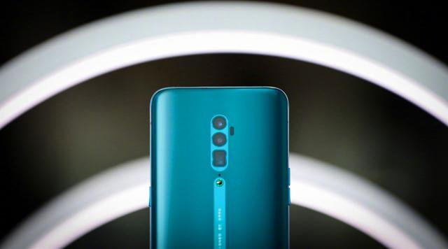 从4799跌到2999,256GB+10倍变焦+全景屏,且用且珍惜