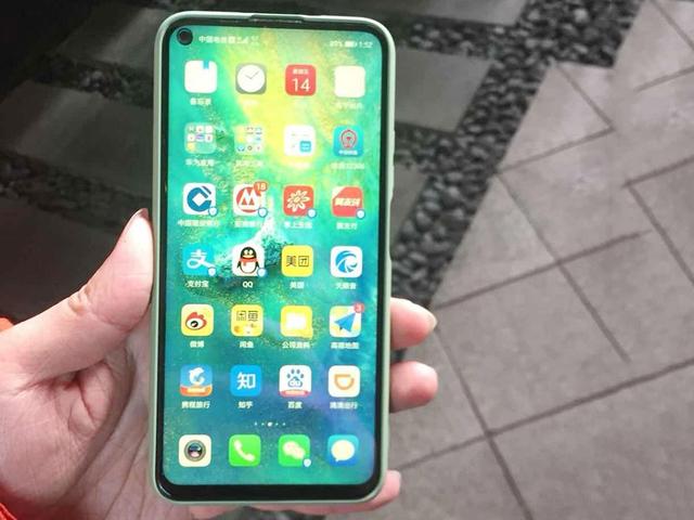 公认续航很强的5款手机:5000毫安是标配,如今性价比太感人!
