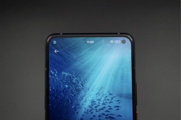 华为Mate30 Pro太难了!多款5G旗舰围攻,不过这也是顶级的待遇