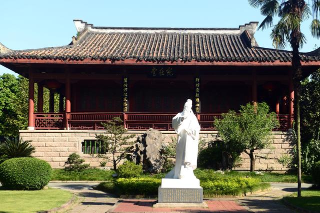 福州历史最悠久的公园,与杭州西湖同名,被誉为“福建园林明珠”