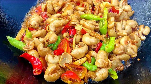 赣州特色美食：酸菜炒东坡的家常做法