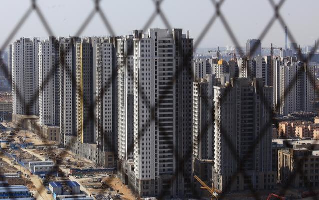 楼市“接盘”严重不足,开发商已“露馅”,4月后房价是涨是跌?