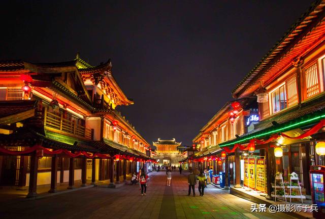 赣州郁孤台历史文化街,四贤坊铭记哪几位名人,你知道吗?