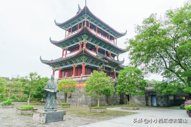 赣州必游景点之一,拥有千年的历史,是赣州八景文化的发祥地