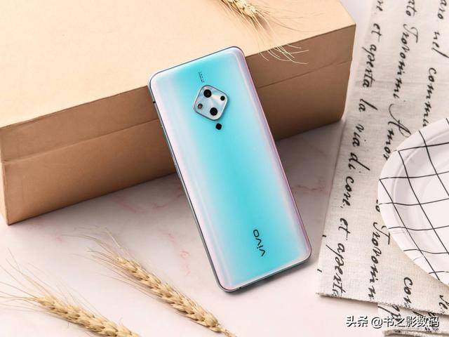 从2698降至1798,vivo手机四个月跳水900,却还是非常低配高价