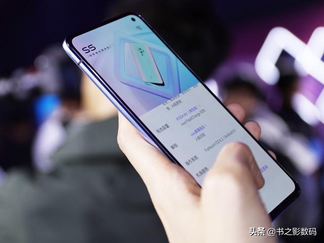 从2698降至1798,vivo手机四个月跳水900,却还是非常低配高价