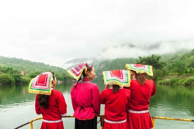 广东藏了个鬼斧神工的山水奇观,浓缩了三峡的所有美景,你去过吗