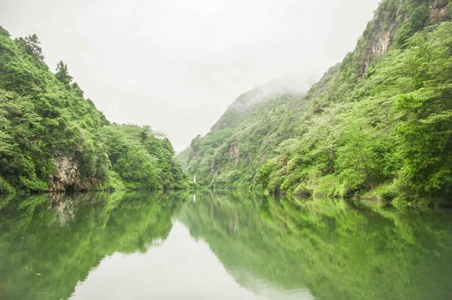 广东藏了个鬼斧神工的山水奇观,浓缩了三峡的所有美景,你去过吗