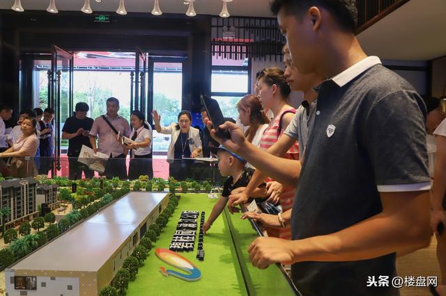 60秒卖出12亿!楼市卷土重来?房住不炒才是主基调