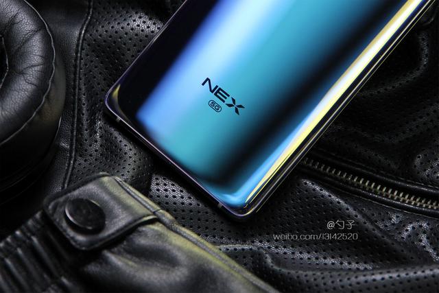 vivo NEX 3S性能全面提升,为何却“降价”售卖?缘由其实简单!
